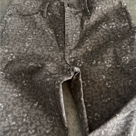 Talbots Gray Patterned Jeggings - Picture 6 of 11